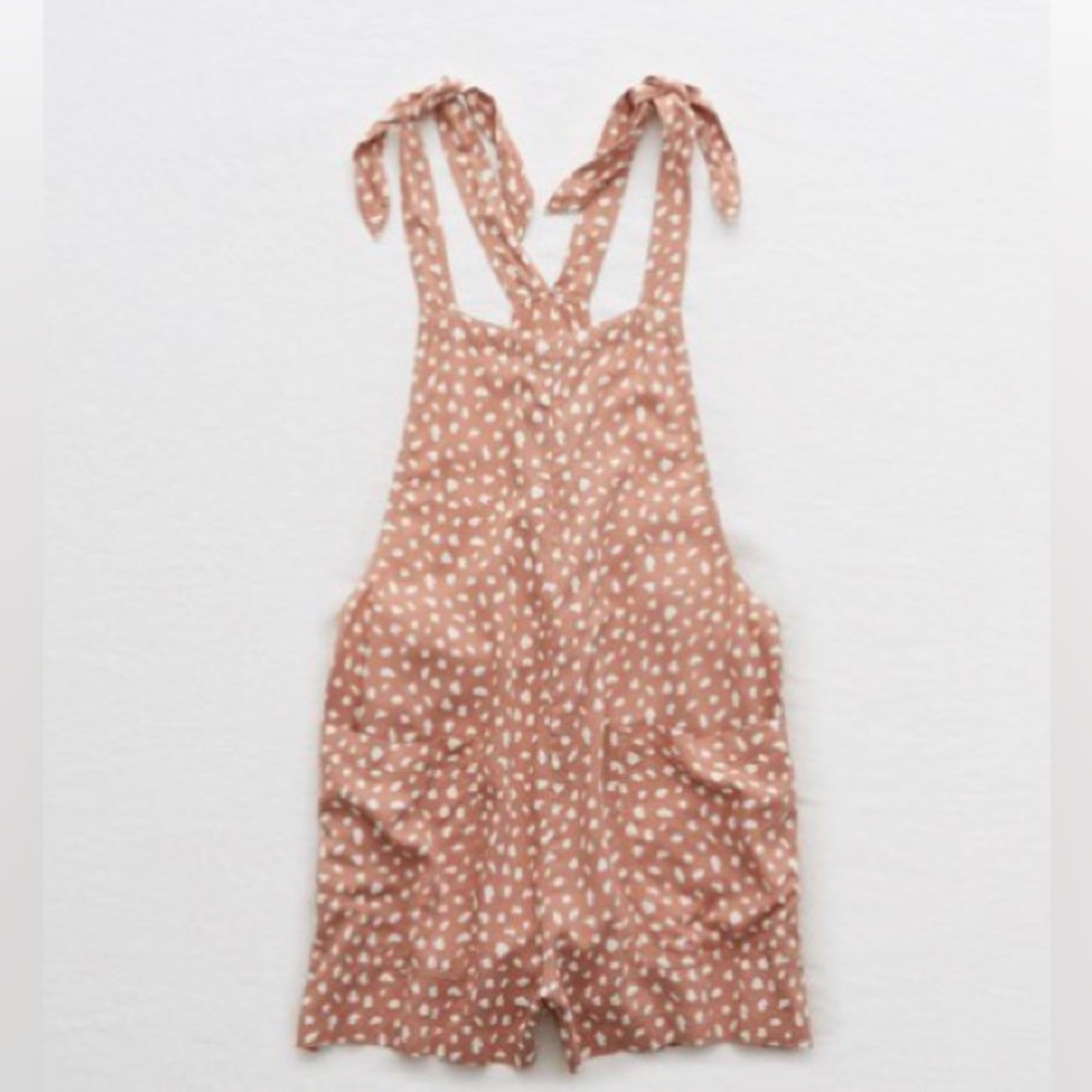 NEVER-WORN aerie easy shortall romper